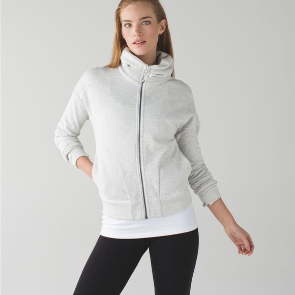 Lululemon Hug It Out Jacket - Picture 2 of 7